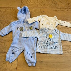 Sweet Winnie the Pooh Set - Great Gift!